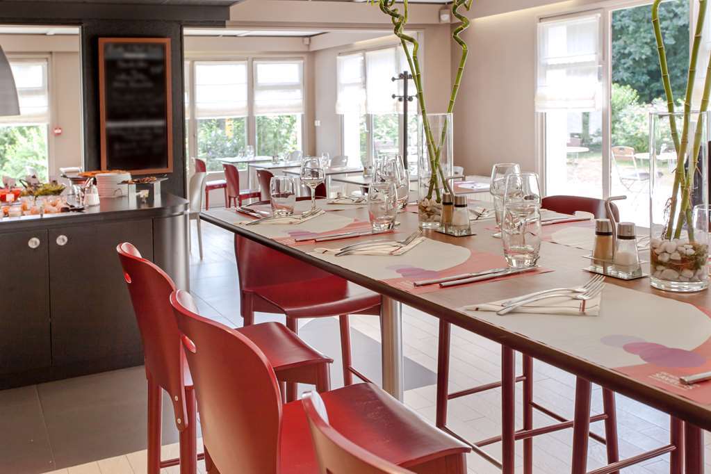 Campanile Saint-Die Restaurant photo